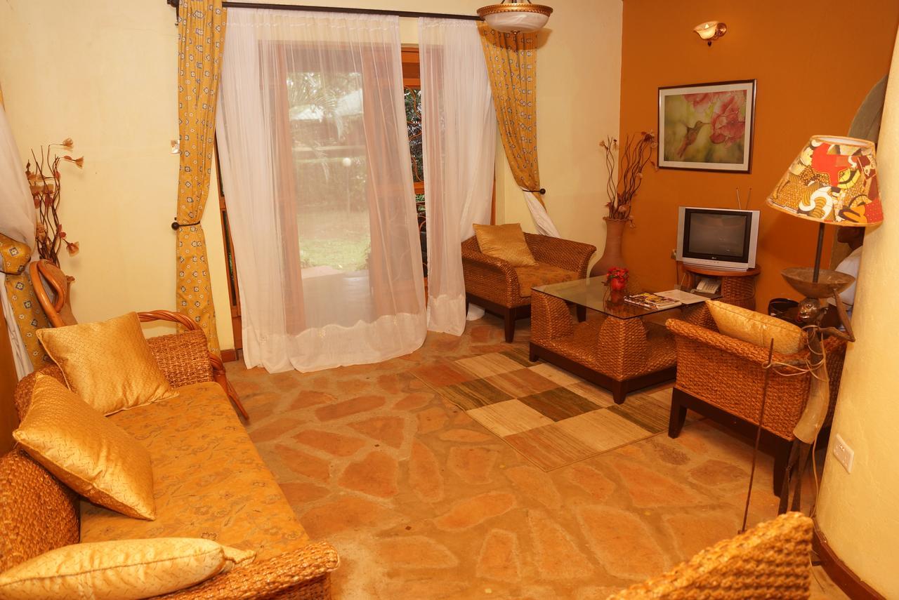 אנטבה Country Lake Resort Garuga מראה חיצוני תמונה